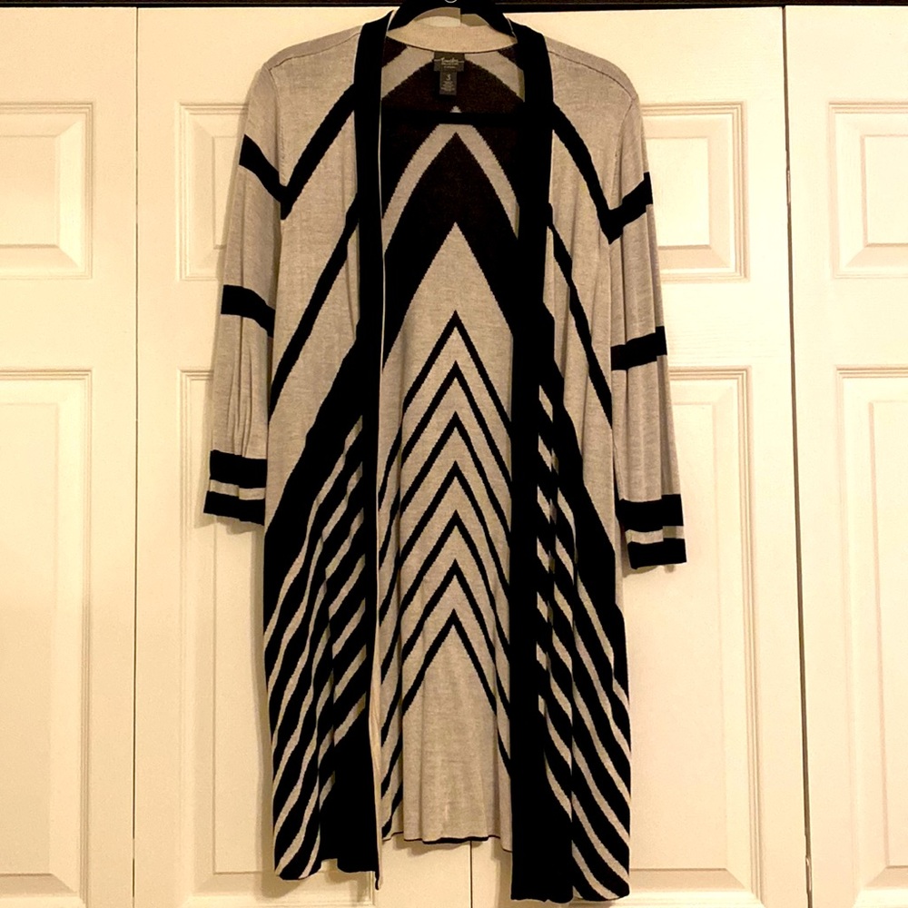 Chico’s travelers Black and Tan cardigan